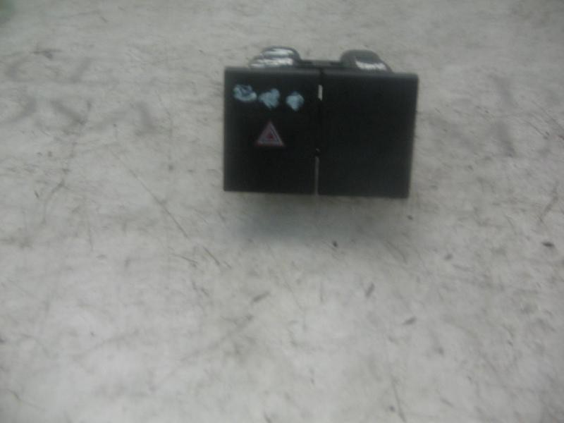 Recambio de warning para ford mondeo berlina (ge) ghia referencia OEM IAM   