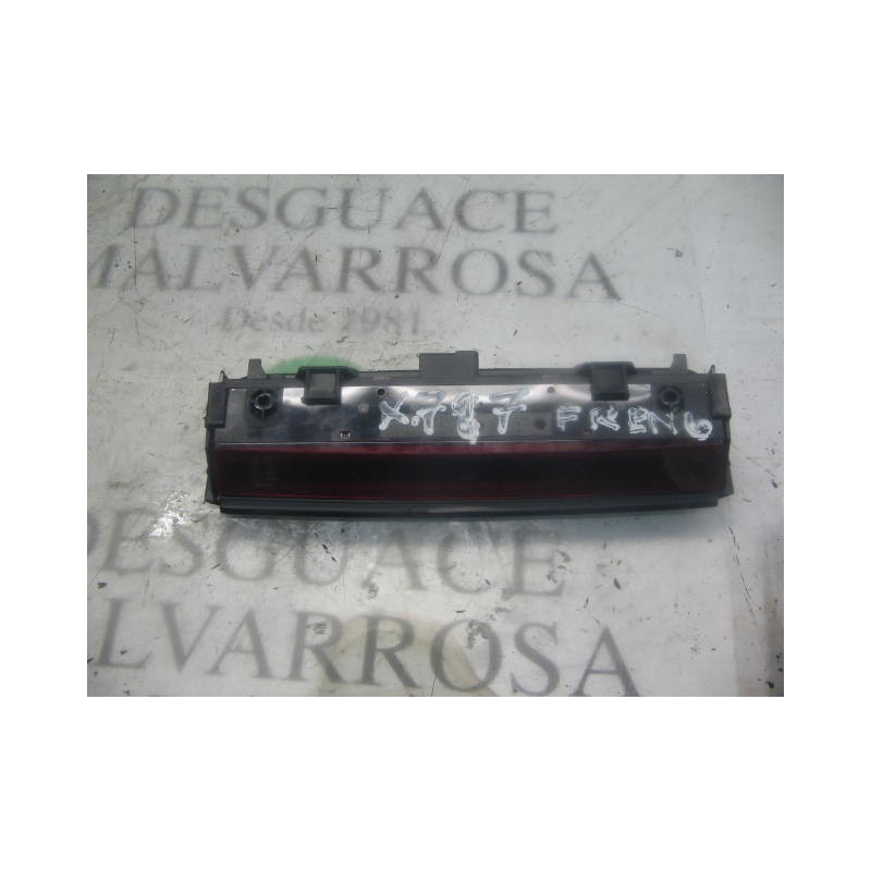 Recambio de piloto trasero central para alfa romeo 147 (190) 1.6 t.spark distinctive referencia OEM IAM   