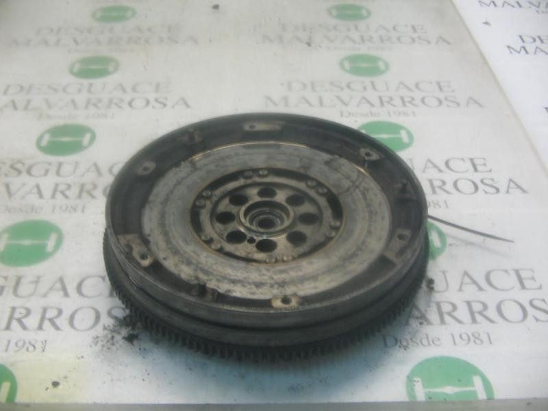 Recambio de volante motor para mercedes-benz clase e (w210) berlina 240 (210.061) referencia OEM IAM   