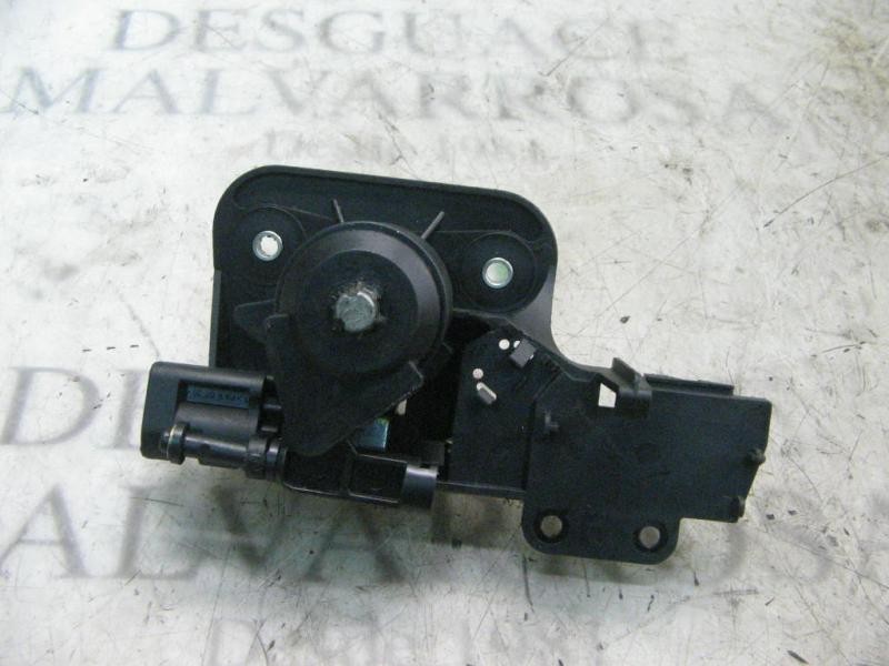 Recambio de maneta porton para opel corsa c comfort referencia OEM IAM   