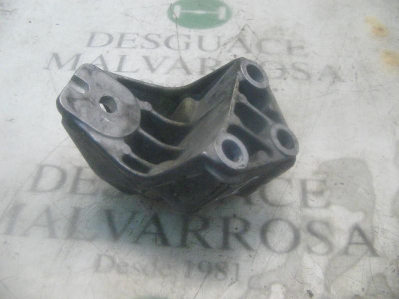 Recambio de soporte motor derecho para opel vectra b berlina cd referencia OEM IAM   