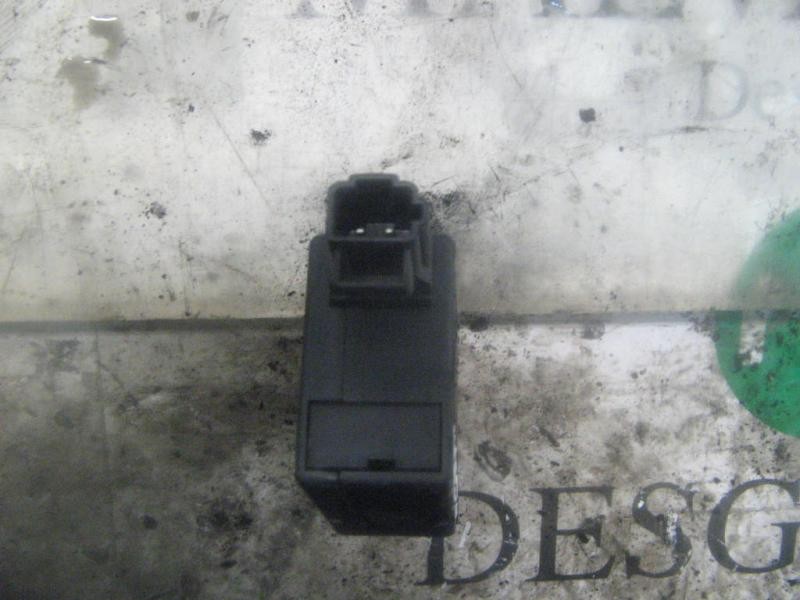 Recambio de motor c/c porton para opel vectra b berlina cd referencia OEM IAM   