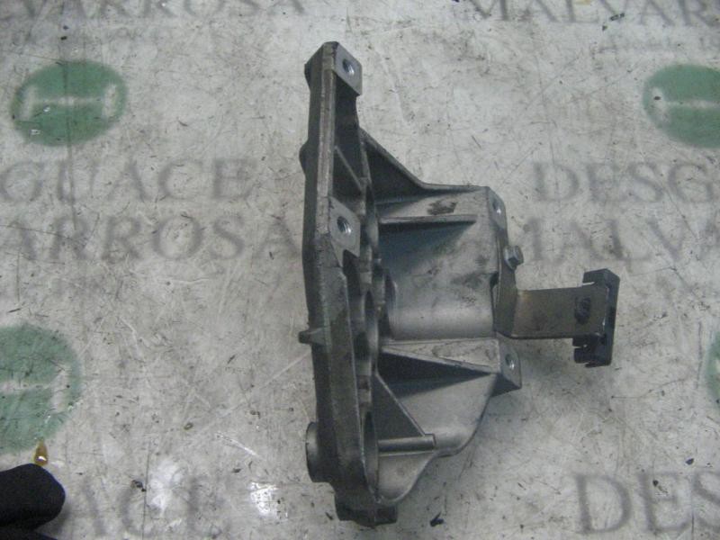 Recambio de soporte motor trasero para renault safrane (b54) 3.0 v6 initiale referencia OEM IAM   