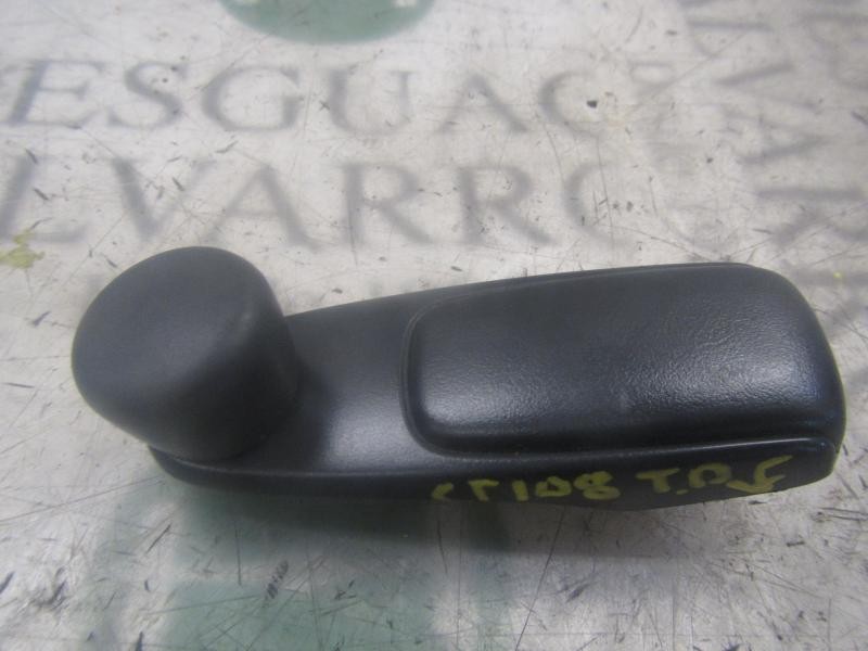 Recambio de maneta elevalunas trasera derecha para citroën c3 picasso 1.6 hdi fap referencia OEM IAM   