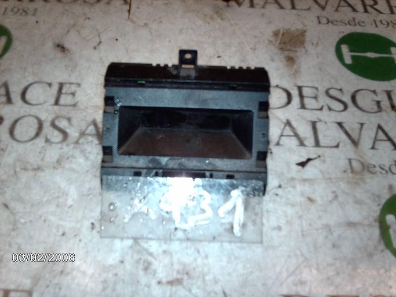 Recambio de mando multifuncion para renault laguna (b56) 2.2 d rt (b56f/g) referencia OEM IAM   