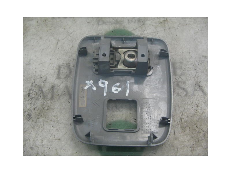 Recambio de piloto interior para citroën xsara berlina 2.0 hdi exclusive (66kw) referencia OEM IAM   