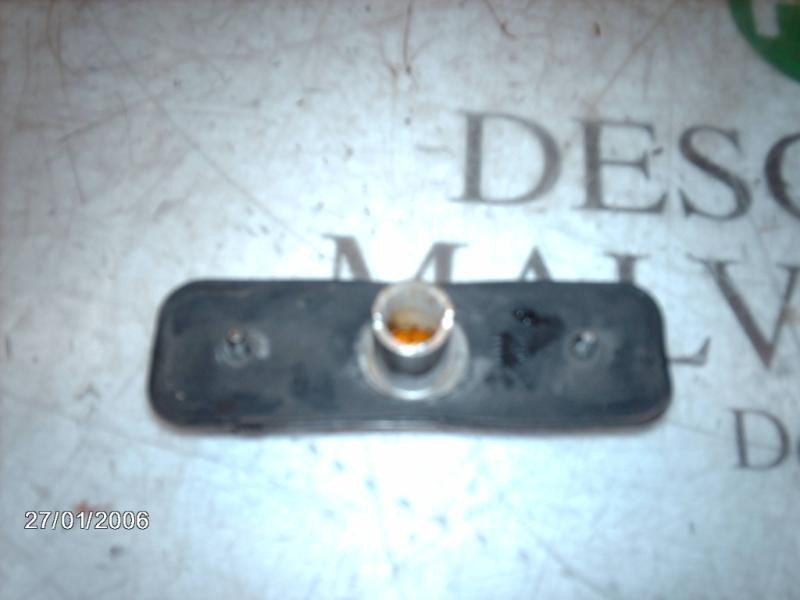 Recambio de piloto lateral izquierdo para lancia thema 2.0 turbo referencia OEM IAM   