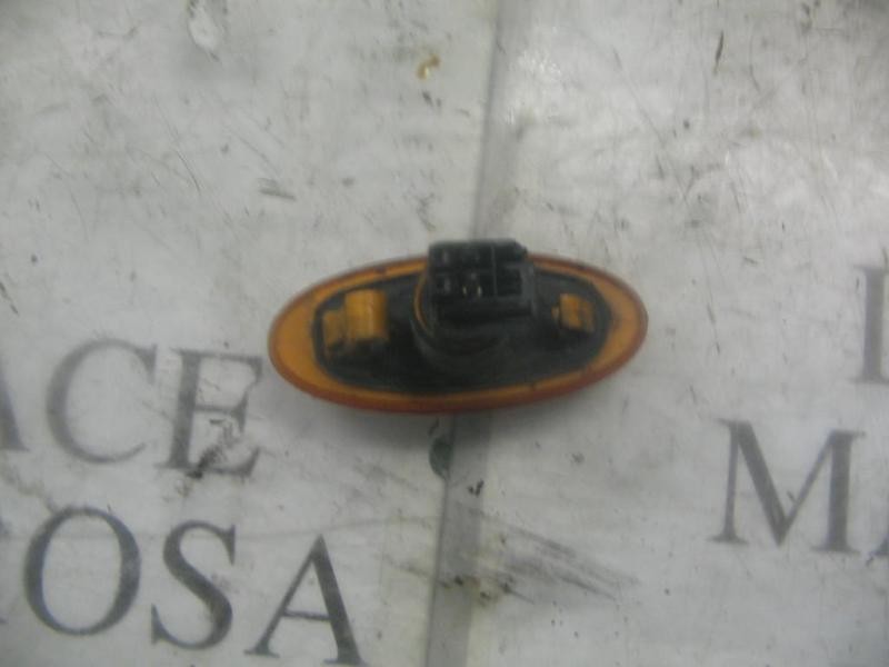 Recambio de piloto lateral izquierdo para fiat punto berl. (176) 75 elx referencia OEM IAM   