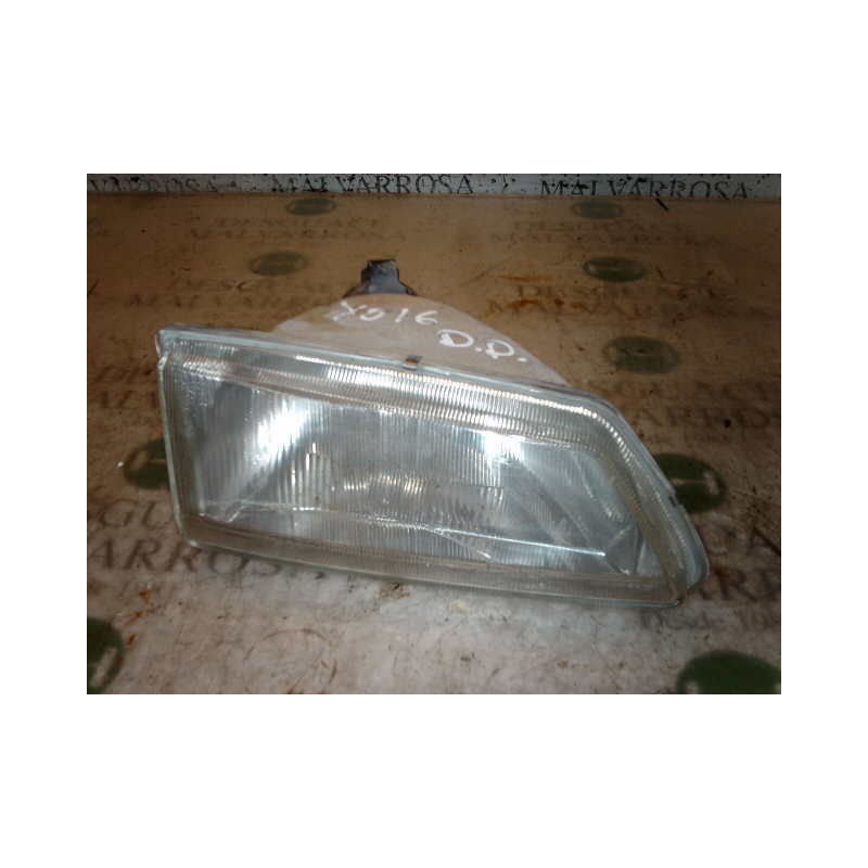 Recambio de faro derecho para peugeot 106 (s1) 1.5 diesel cat (tud5 / vjy) referencia OEM IAM   