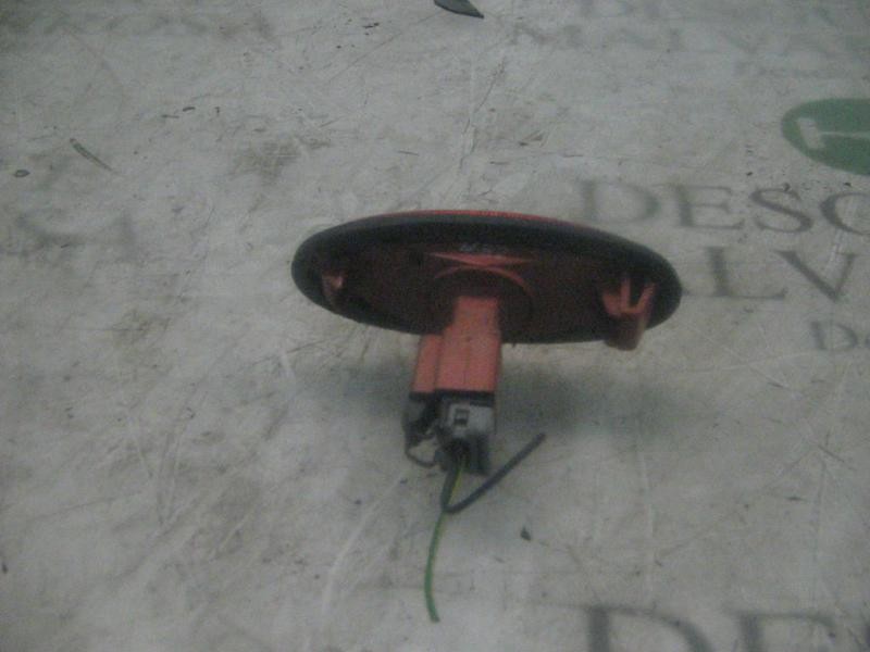 Recambio de piloto lateral derecho para nissan vanette cargo vanette cargo caja cerrada referencia OEM IAM   