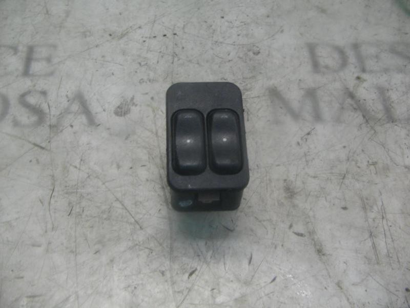 Recambio de mando elevalunas delantero izquierdo para opel zafira a comfort referencia OEM IAM   