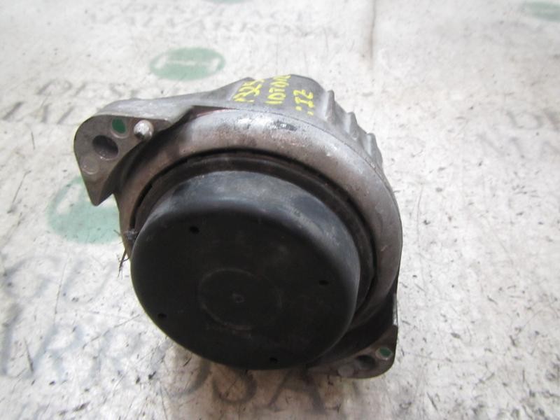 Recambio de soporte motor izquierdo para bmw serie 1 berlina (e81/e87) 116i referencia OEM IAM 22116768853  