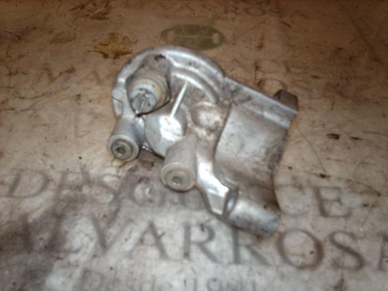 Recambio de soporte filtro aceite para seat cordoba berlina (6k2) clx referencia OEM IAM   