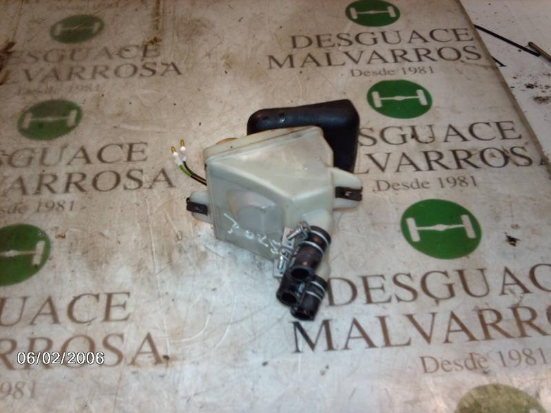 Recambio de deposito servo para nissan trade 100 referencia OEM IAM   