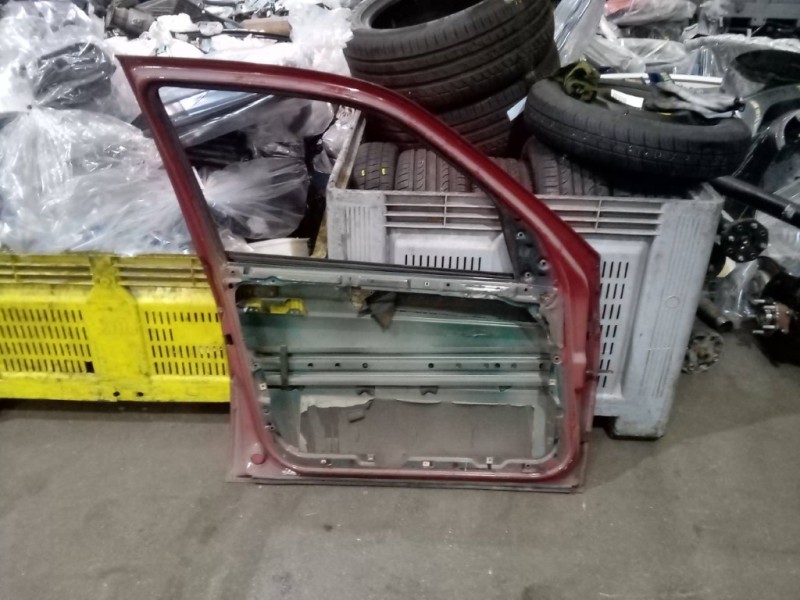 Recambio de puerta delantera izquierda para alfa romeo 155 2.5 td sport referencia OEM IAM   