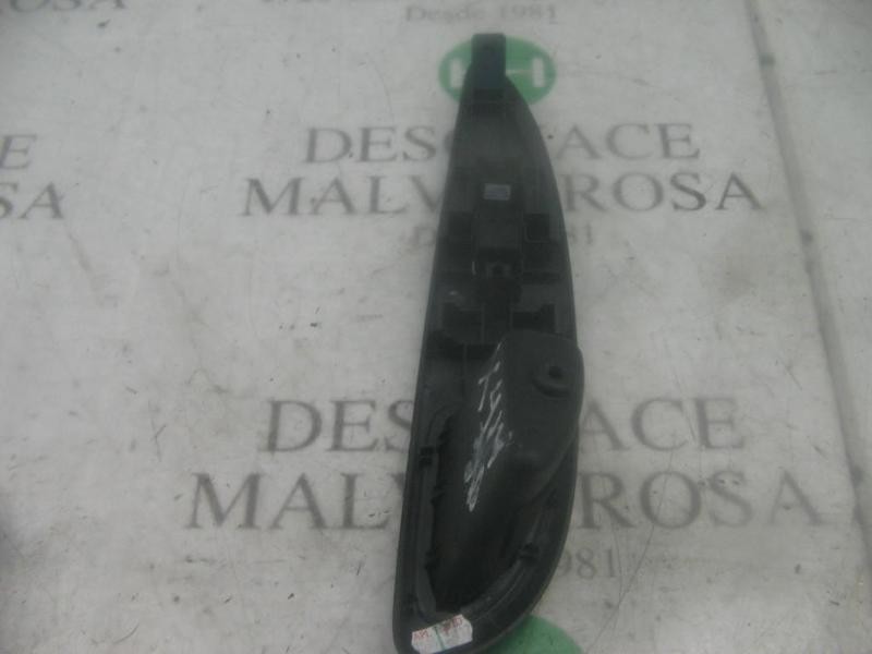 Recambio de mando elevalunas delantero izquierdo para nissan primera berlina (p12) acenta referencia OEM IAM   