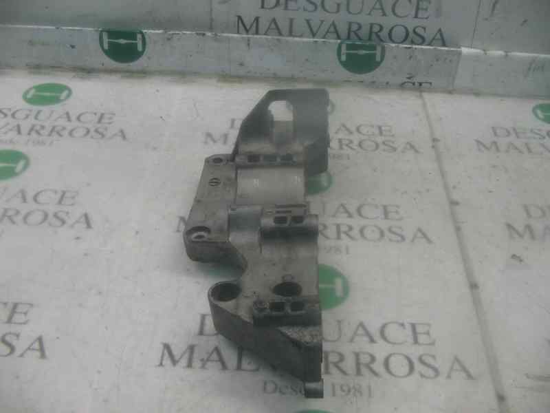 Recambio de soporte bomba inyeccion para volkswagen golf iii berlina (1h1) 1.6 referencia OEM IAM   