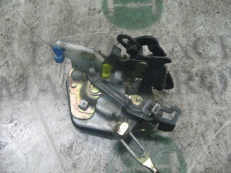 Recambio de cerradura puerta trasera derecha para hyundai accent (x3) 1.3 gls referencia OEM IAM 8142022000  