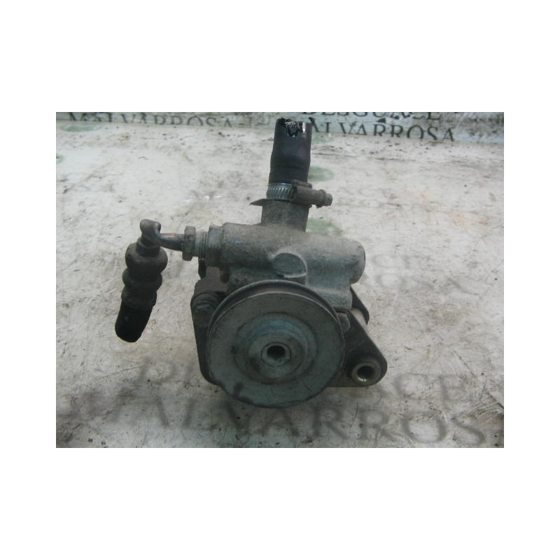 Recambio de bomba direccion para peugeot 205 berlina 1.8 diesel referencia OEM IAM   