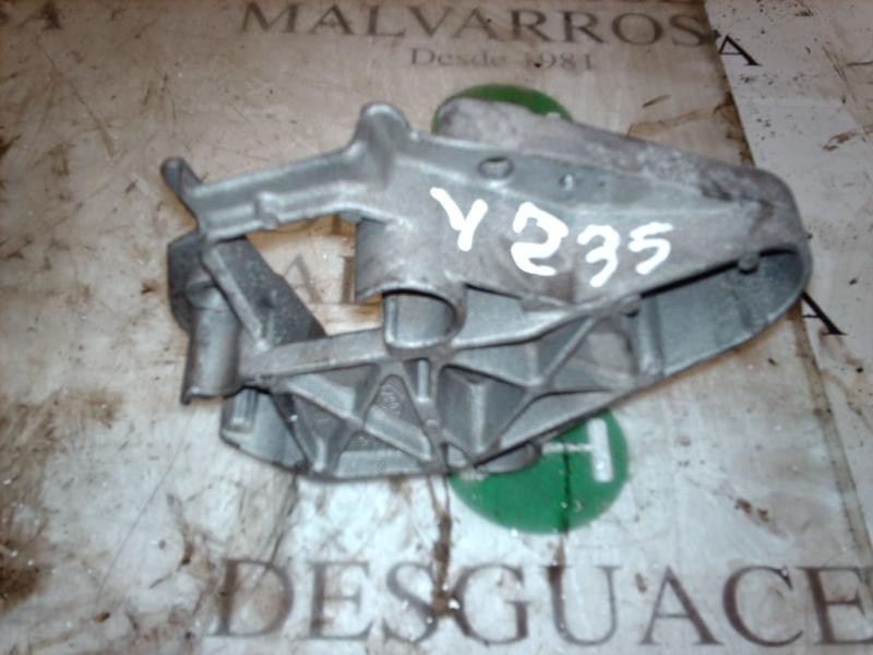 Recambio de soporte motor delantero para renault megane i classic (la0) 1.9 turbodiesel referencia OEM IAM   