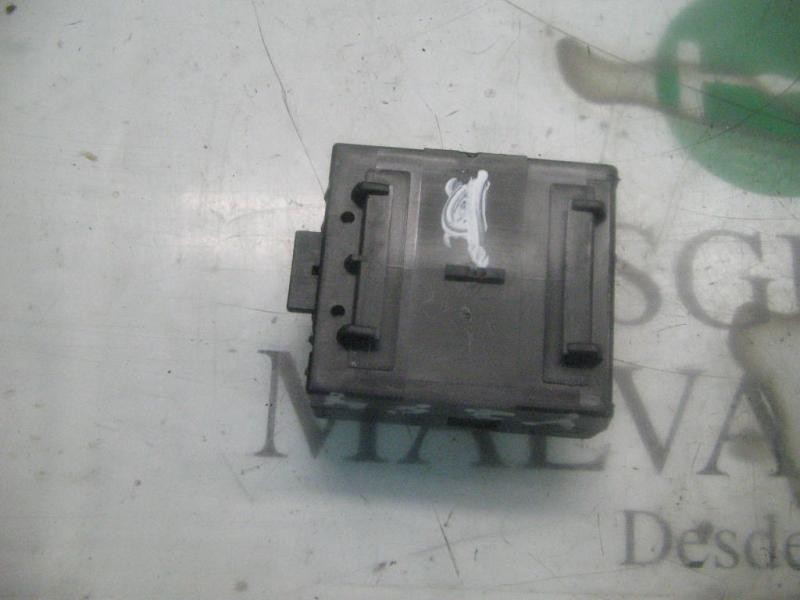 Recambio de modulo electronico para mercedes-benz clase cls (w219) 500 (219.375) referencia OEM IAM A2118209126 A2118209626 