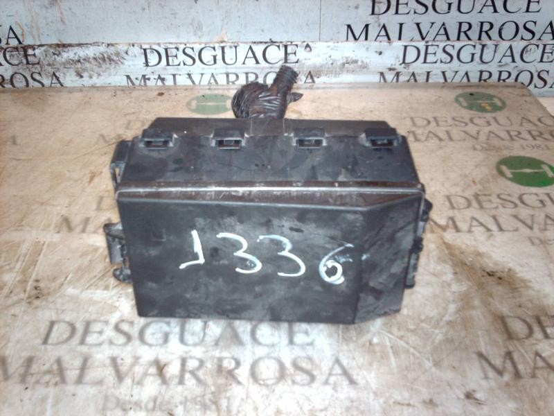 Recambio de caja reles / fusibles para ford focus berlina (cak) ghia referencia OEM IAM   