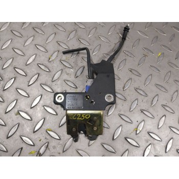 CERRADURA MALETERO / PORTON 