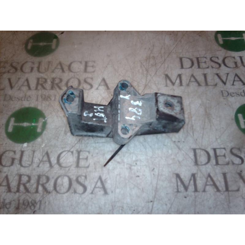 Recambio de soporte motor delantero para peugeot 205 berlina 1.8 diesel referencia OEM IAM   