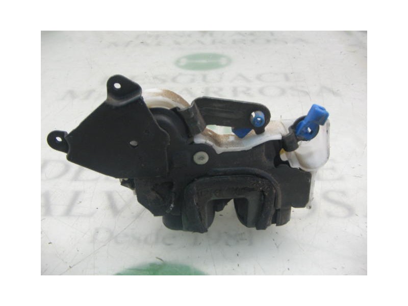 Recambio de cerradura puerta trasera derecha para nissan almera (n16/e) comfort referencia OEM IAM   