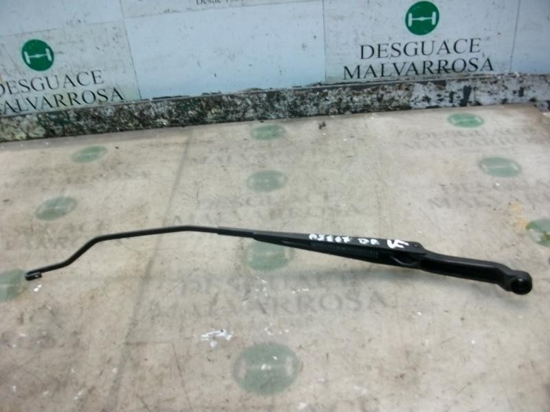 Recambio de brazo limpia delantero derecho para chevrolet kalos 1.2 se referencia OEM IAM   