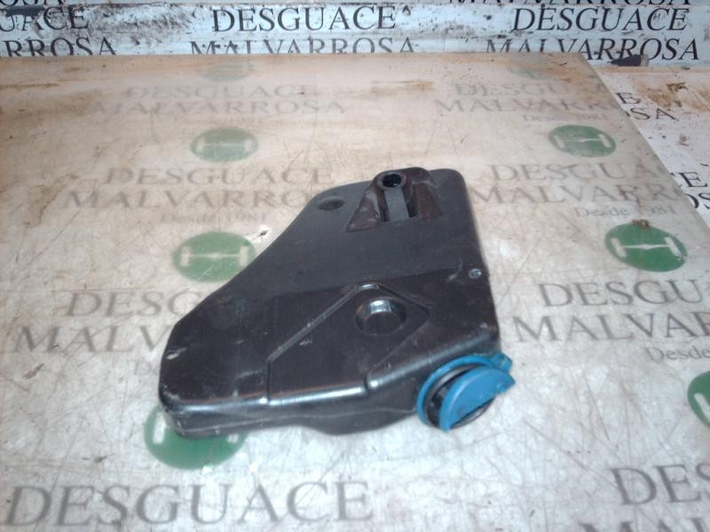 Recambio de deposito limpia para peugeot 205 berlina 1.8 diesel referencia OEM IAM   