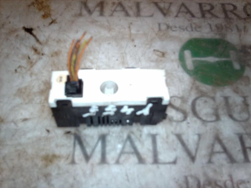 Recambio de mando multifuncion para citroën xantia berlina 2.0 hdi activa referencia OEM IAM   