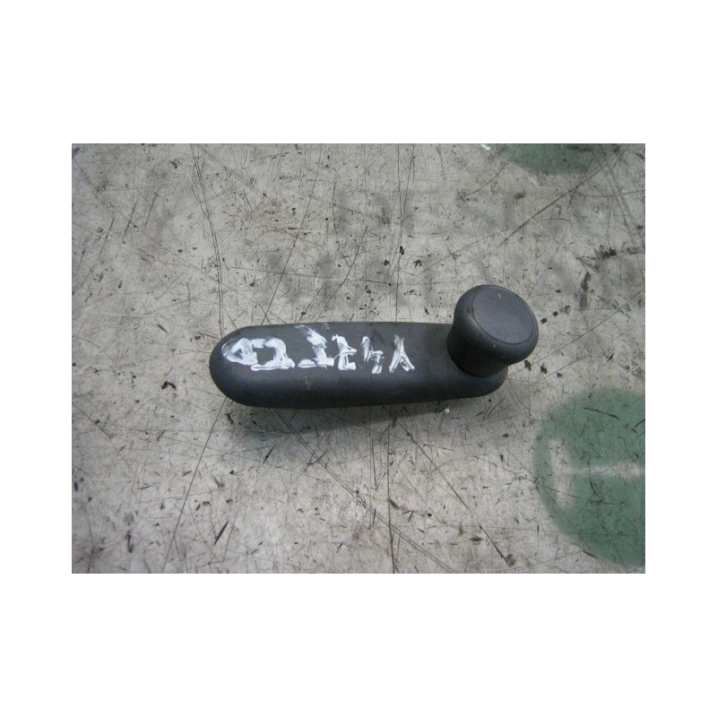 Recambio de maneta elevalunas trasera derecha para fiat brava (182) 1.6 16v / 16v 100 sx referencia OEM IAM   