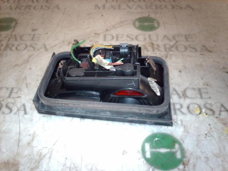 Recambio de piloto trasero derecho interior para citroën xantia berlina 2.0 hdi activa referencia OEM IAM   