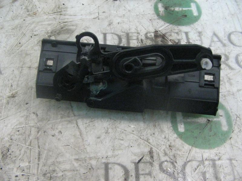 Recambio de maneta porton para peugeot 206 berlina xs referencia OEM IAM   