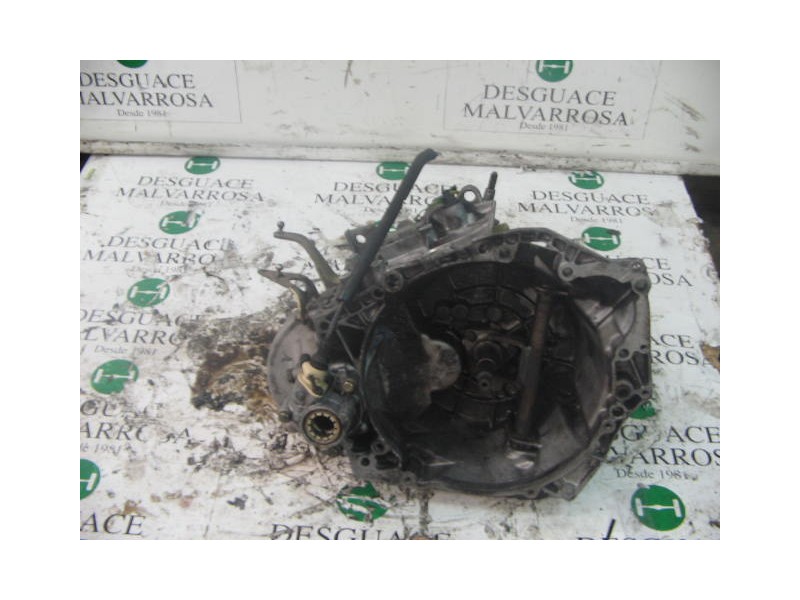 Recambio de caja cambios para peugeot 405 berlina 1.8 turbodiesel referencia OEM IAM 2112099A 20CJ98 
