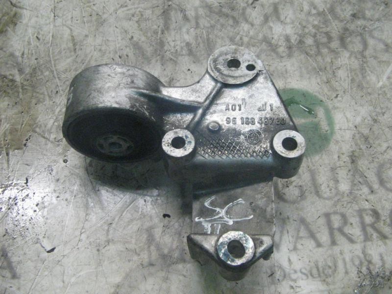 Recambio de soporte cambio para citroën xantia berlina 2.1 td monaco referencia OEM IAM   