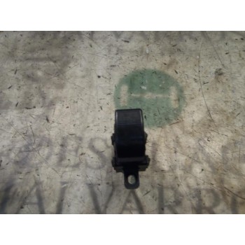 MANDO ELEVALUNAS DELANTERO DERECHO 