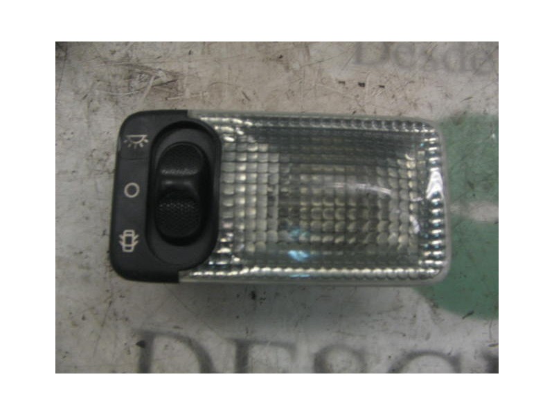 Recambio de piloto interior para citroën xsara coupe 1.6 sx referencia OEM IAM   