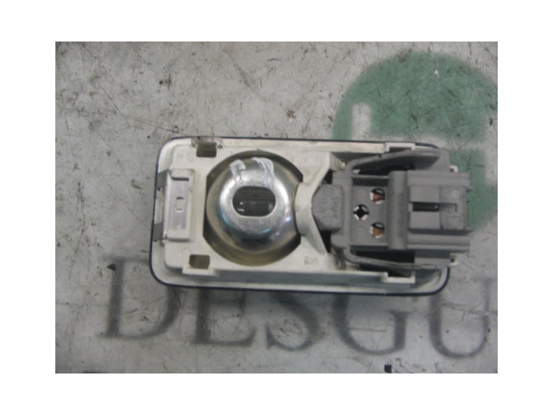 Recambio de piloto interior para citroën xsara coupe 1.6 sx referencia OEM IAM   