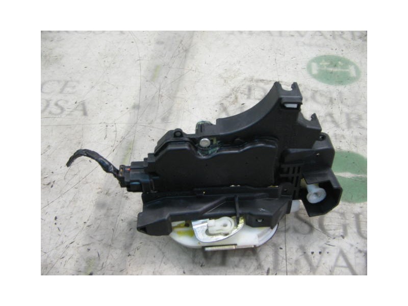 Recambio de cerradura puerta delantera izquierda para mitsubishi colt berlina 3 (cz) 1.3 invite referencia OEM IAM   