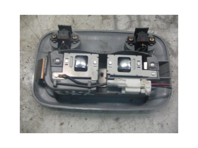 Recambio de piloto interior para nissan primera berl./familiar (p10/w10) slx berlina (p10) referencia OEM IAM   