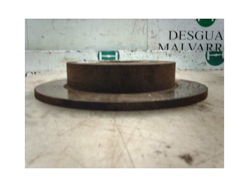 Recambio de disco freno trasero para nissan primera berl./familiar (p10/w10) slx berlina (p10) referencia OEM IAM   
