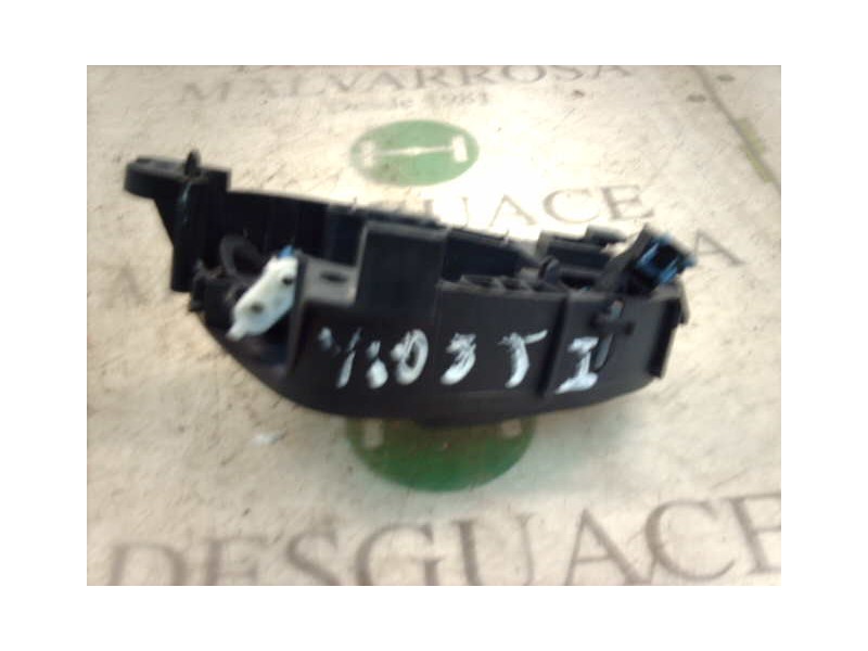 Recambio de maneta interior trasera izquierda para citroën xsara berlina 1.6 lx referencia OEM IAM   