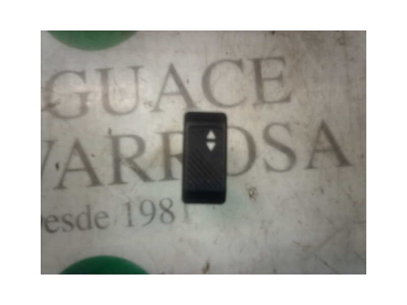 Recambio de mando elevalunas delantero derecho para citroën ax referencia OEM IAM   