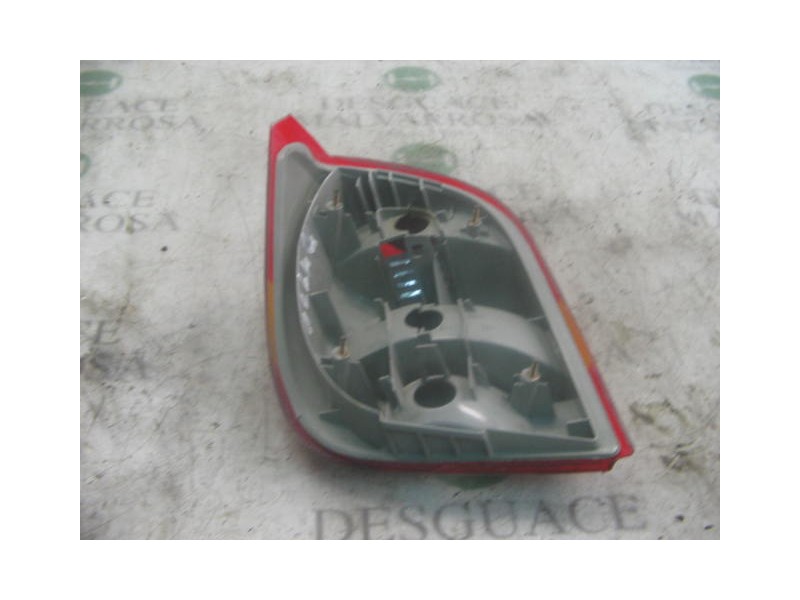 Recambio de piloto trasero derecho para ford fiesta berl./courier referencia OEM IAM   