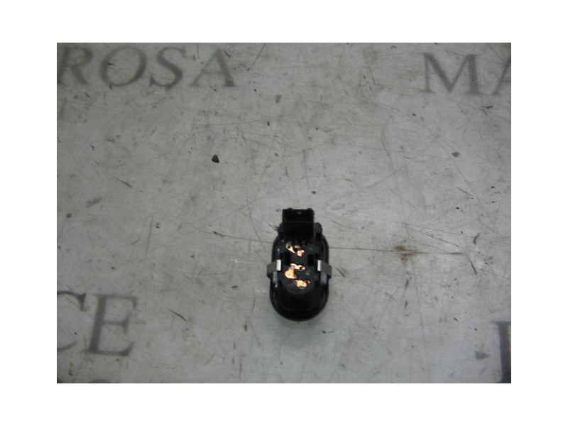 Recambio de mando elevalunas trasero izquierdo para opel astra g caravan club referencia OEM IAM   