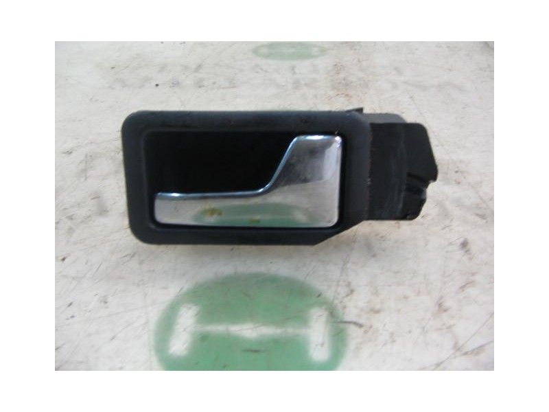 Recambio de maneta interior delantera derecha para audi coupe (8b3) referencia OEM IAM   