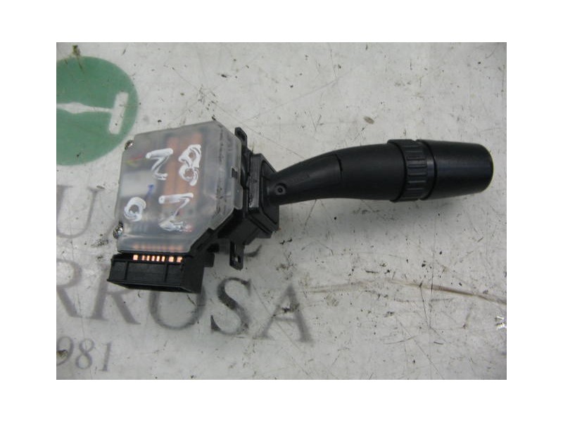 Recambio de mando luces para hyundai accent (lc) crdi gl referencia OEM IAM 9342025110  