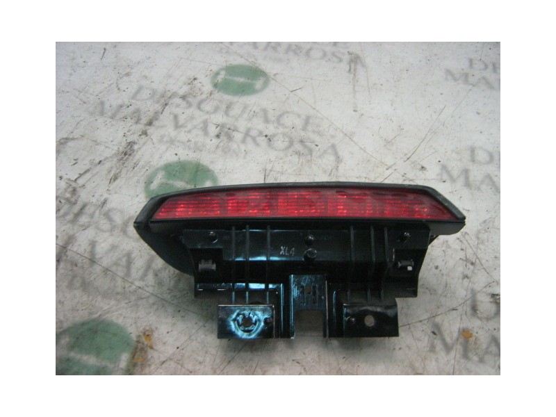 Recambio de piloto trasero central para kia rio rs berlina (5-ptas.) referencia OEM IAM   